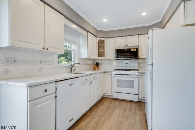 2781 Spruce St, Union Twp., NJ 07083