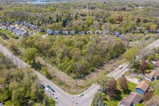000 Wise Road, Commerce Twp, MI 48382