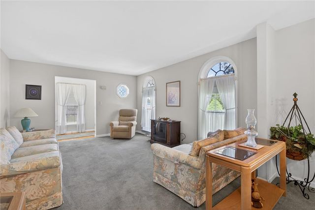 698 San Simeon Place, Forks Twp, PA 18040