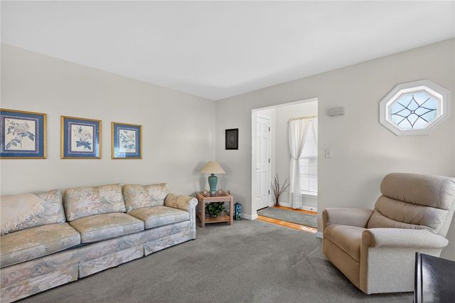 698 San Simeon Place, Forks Twp, PA 18040