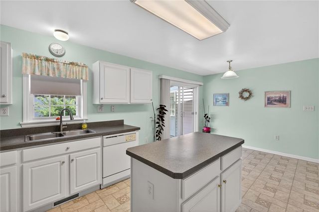 698 San Simeon Place, Forks Twp, PA 18040