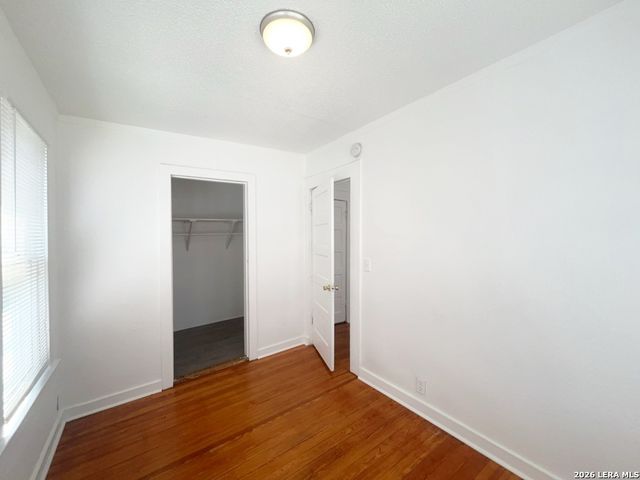 827 Steves Ave Apt 4, San Antonio, TX 78210
