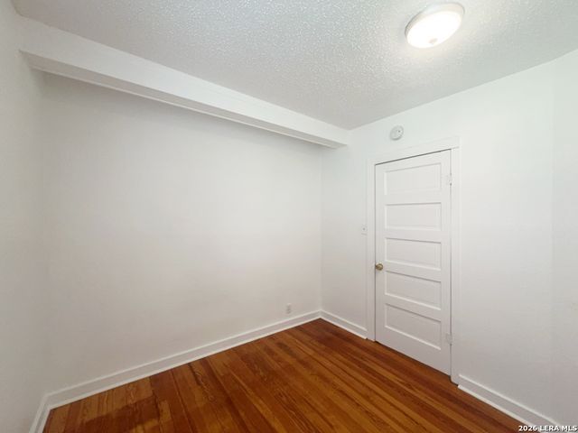 827 Steves Ave Apt 4, San Antonio, TX 78210