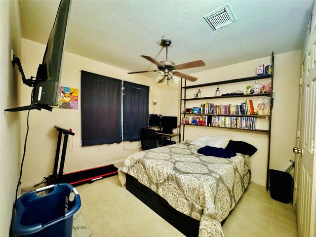 19342 Otter Trail Court, Katy, TX 77449