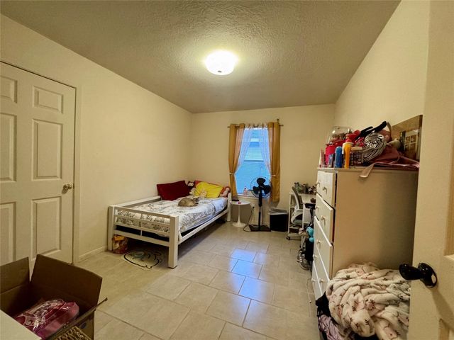 19342 Otter Trail Court, Katy, TX 77449