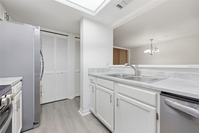 852 SW 58TH TERRACE, Gainesville, FL 32607