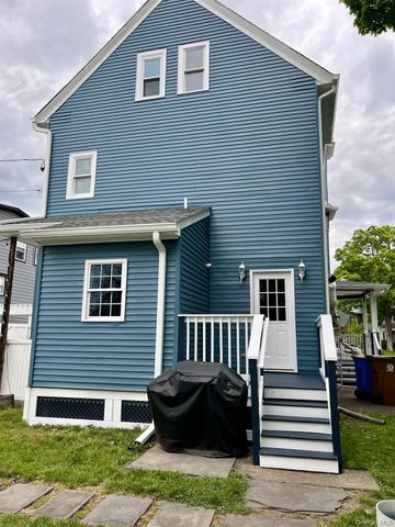 34 E Saint James Street, Kingston, NY 12401