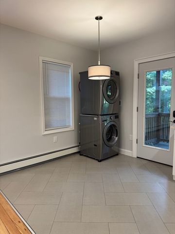 18 Reed Street 1, Arlington, MA 02476