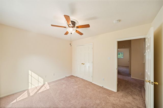 10 Orchid Grove Place, The Woodlands, TX 77385