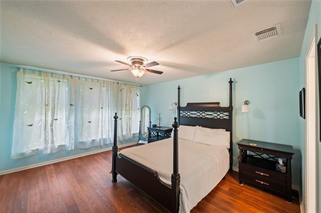 10 Orchid Grove Place, The Woodlands, TX 77385