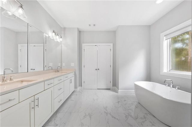 5053 Dinant Drive, Alpharetta, GA 30022