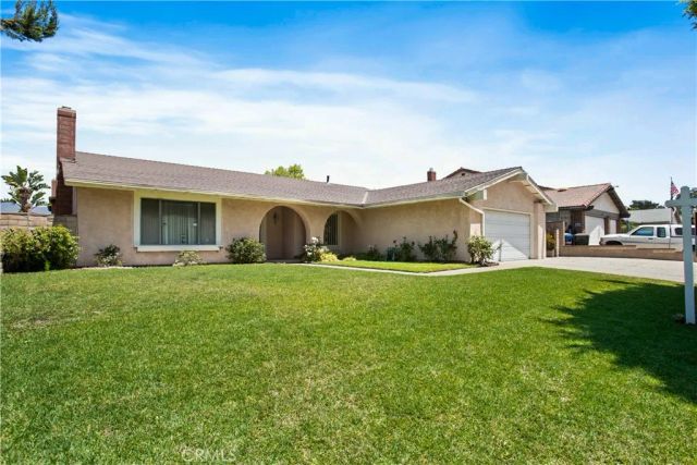 127 E Juanita, Glendora, CA 91740