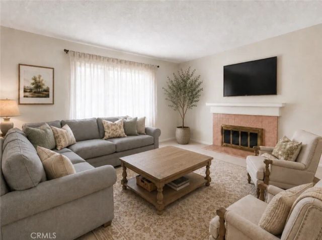 127 E Juanita, Glendora, CA 91740