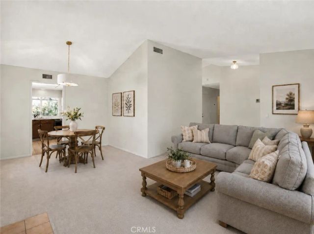 127 E Juanita, Glendora, CA 91740