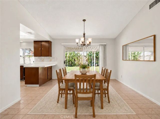127 E Juanita, Glendora, CA 91740