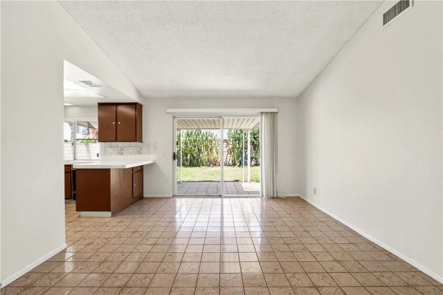 127 E Juanita, Glendora, CA 91740