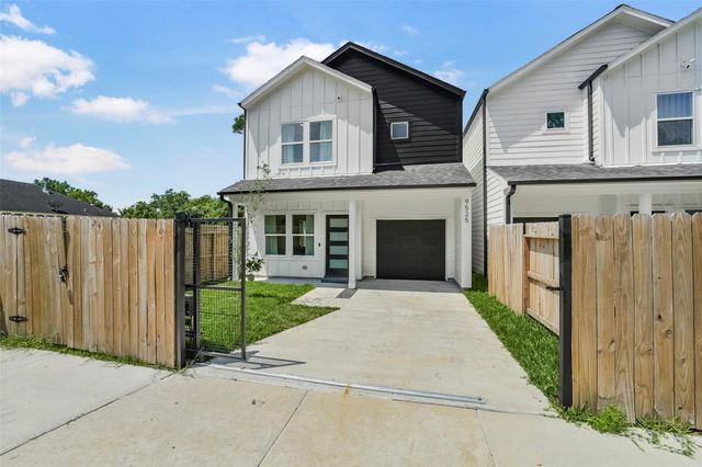 9525 Beckley Street, Houston, TX 77088