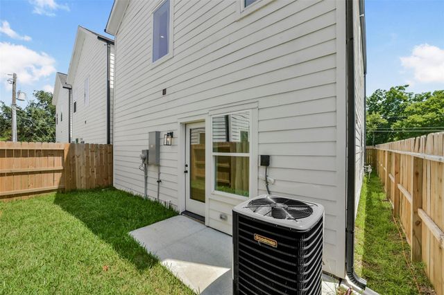 9525 Beckley Street, Houston, TX 77088