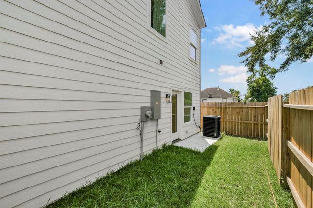 9525 Beckley Street, Houston, TX 77088