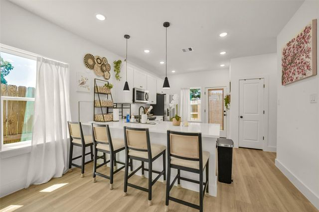 9525 Beckley Street, Houston, TX 77088