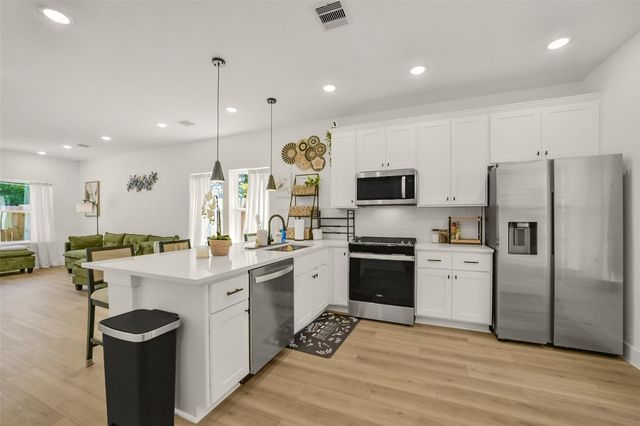 9525 Beckley Street, Houston, TX 77088