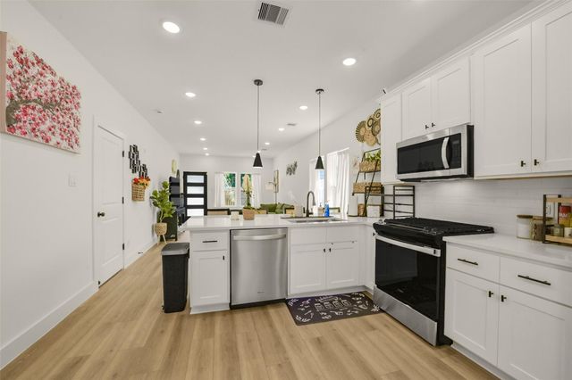 9525 Beckley Street, Houston, TX 77088