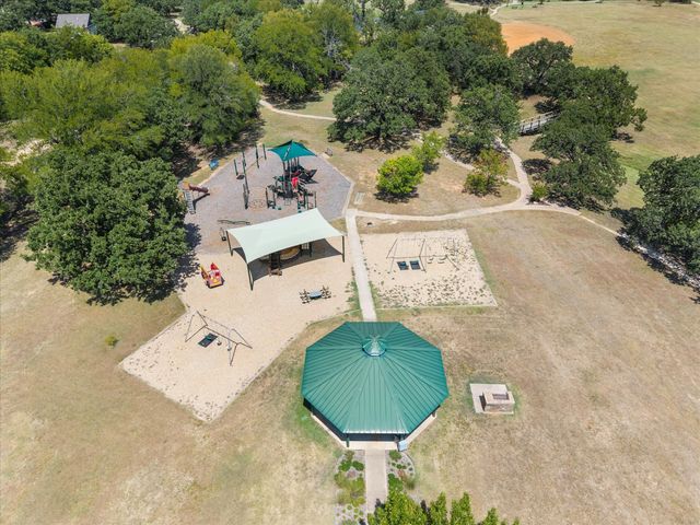 2915 Clover Lane, Dalworthington Gardens, TX 76015