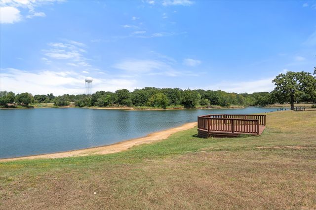 2915 Clover Lane, Dalworthington Gardens, TX 76015