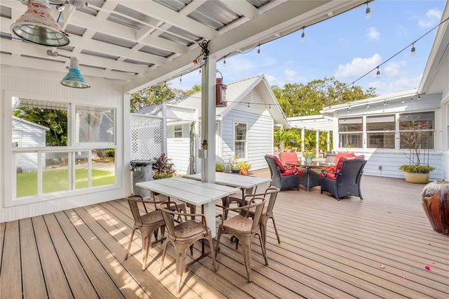 506 YUPON AVENUE, New Smyrna Beach, FL 32169