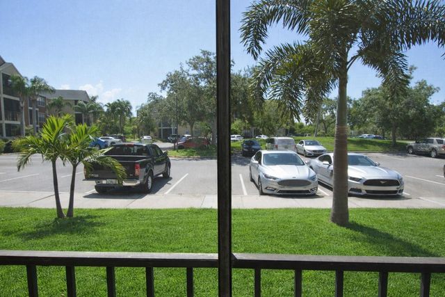 11901 4TH STREET N 10105, St Petersburg, FL 33716