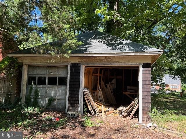 605 UPLAND RD, Pikesville, MD 21208