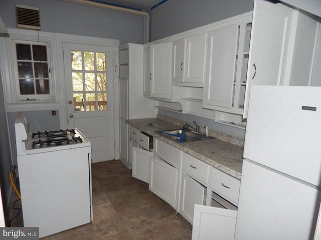 605 UPLAND RD, Pikesville, MD 21208