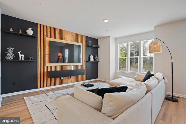 3443 CARNABY ST, Hyattsville, MD 20782