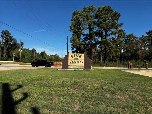 5210 Hobart Street, Spring, TX 77389