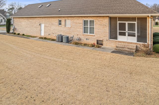 657 Pickney Rd, Winchester, TN 37398