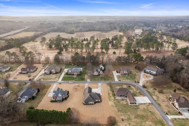 657 Pickney Rd, Winchester, TN 37398