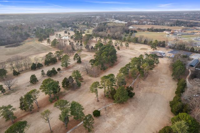 657 Pickney Rd, Winchester, TN 37398