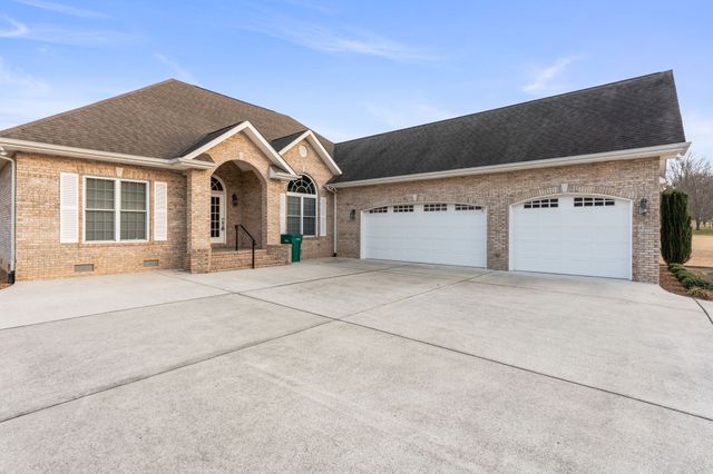 657 Pickney Rd, Winchester, TN 37398