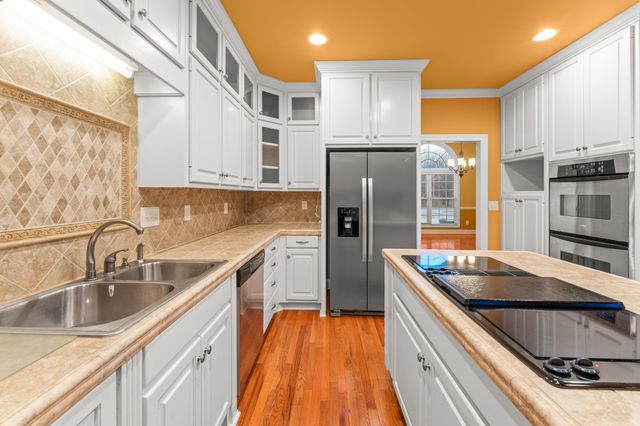 657 Pickney Rd, Winchester, TN 37398