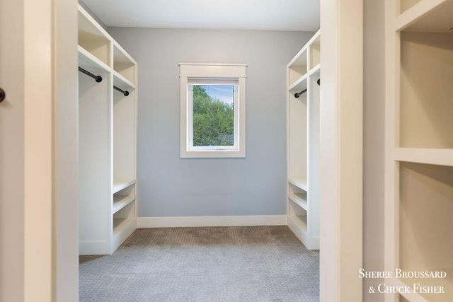 2975 Bird Avenue Ne, Grand Rapids Twp, MI 49525