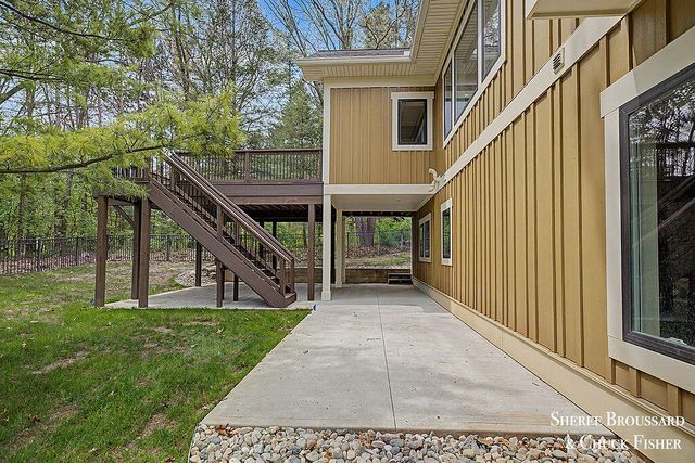 2975 Bird Avenue Ne, Grand Rapids Twp, MI 49525