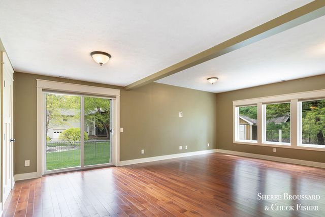 2975 Bird Avenue Ne, Grand Rapids Twp, MI 49525