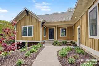 2975 Bird Avenue Ne, Grand Rapids Twp, MI 49525
