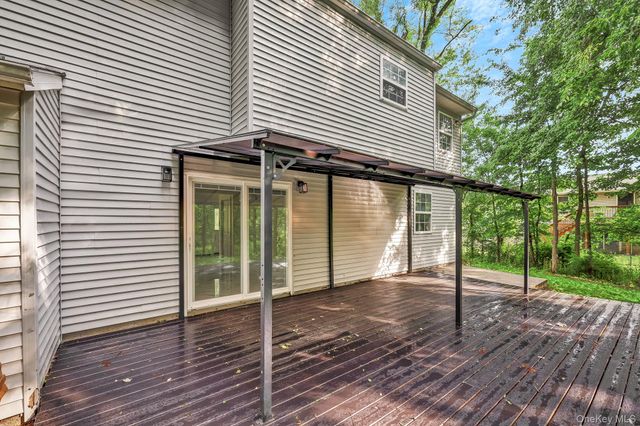 30 Kayleigh Drive, New Paltz, NY 12561