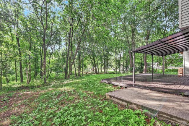30 Kayleigh Drive, New Paltz, NY 12561