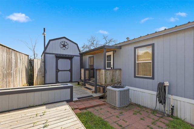 13236 Enchanted Vista, Willis, TX 77318