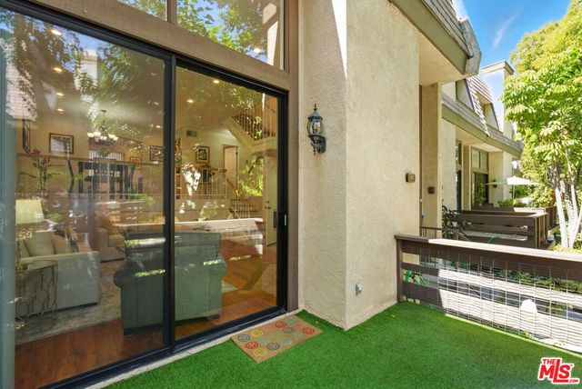 9000 Vanalden Avenue 197, Northridge, CA 91324