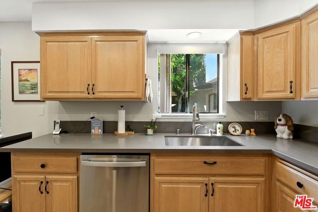 9000 Vanalden Avenue 197, Northridge, CA 91324