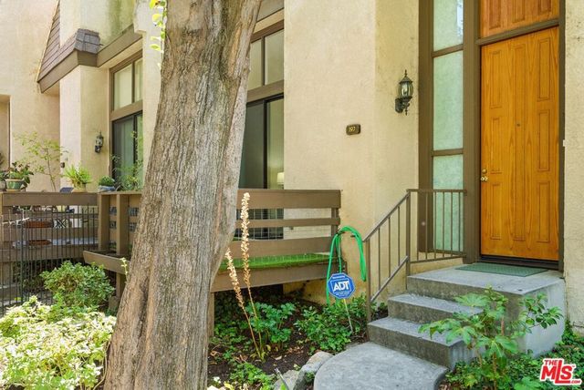 9000 Vanalden Avenue 197, Northridge, CA 91324