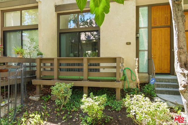 9000 Vanalden Avenue 197, Northridge, CA 91324